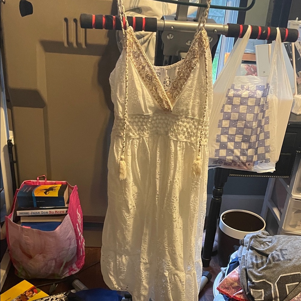 Chic White Lace Midi Dress